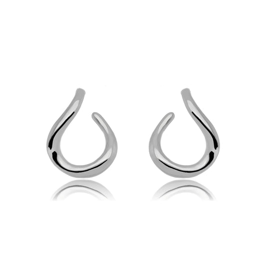 Brinco liso prateado/silver earrings