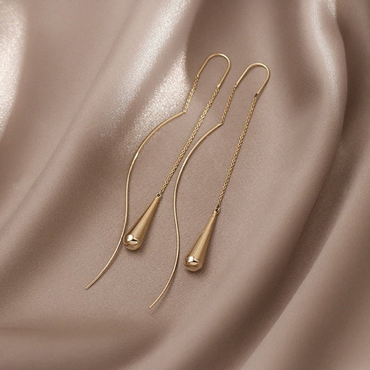 Brinco gota longo/Drop earring